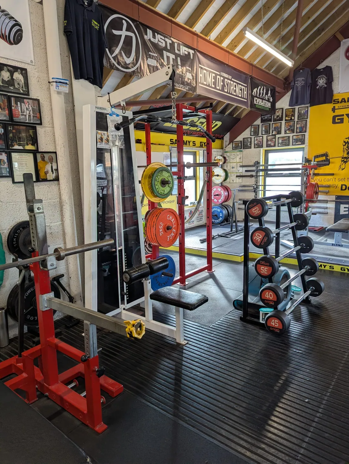 Sammy’s Gym Maghera — interior and training equipment, photograph 11